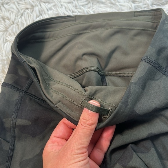 Lululemon Pace Rival High-Rise Crop 22" Heritage 365 Camo Dark Olive Multi / Dar - Picture 3 of 7
